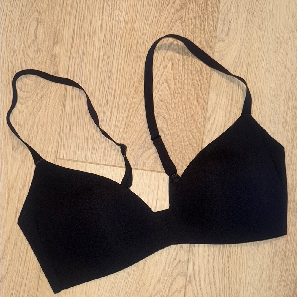 Lululemon Black Wireless Bra Intimates
